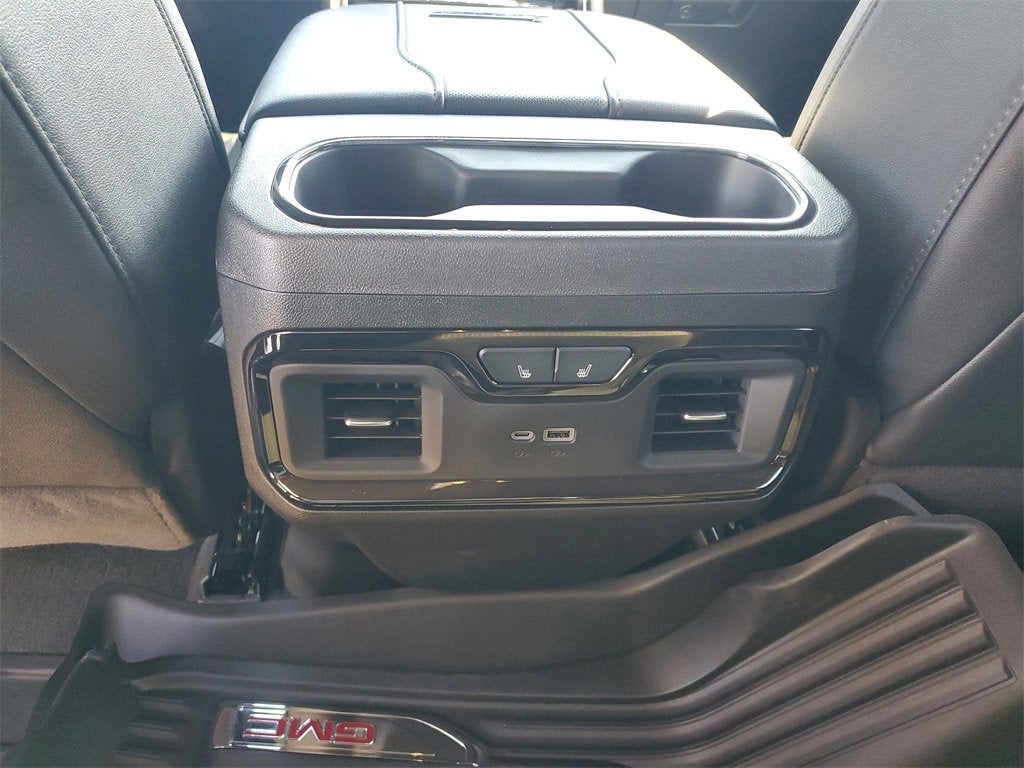 2025 GMC Sierra 3500 HD AT4