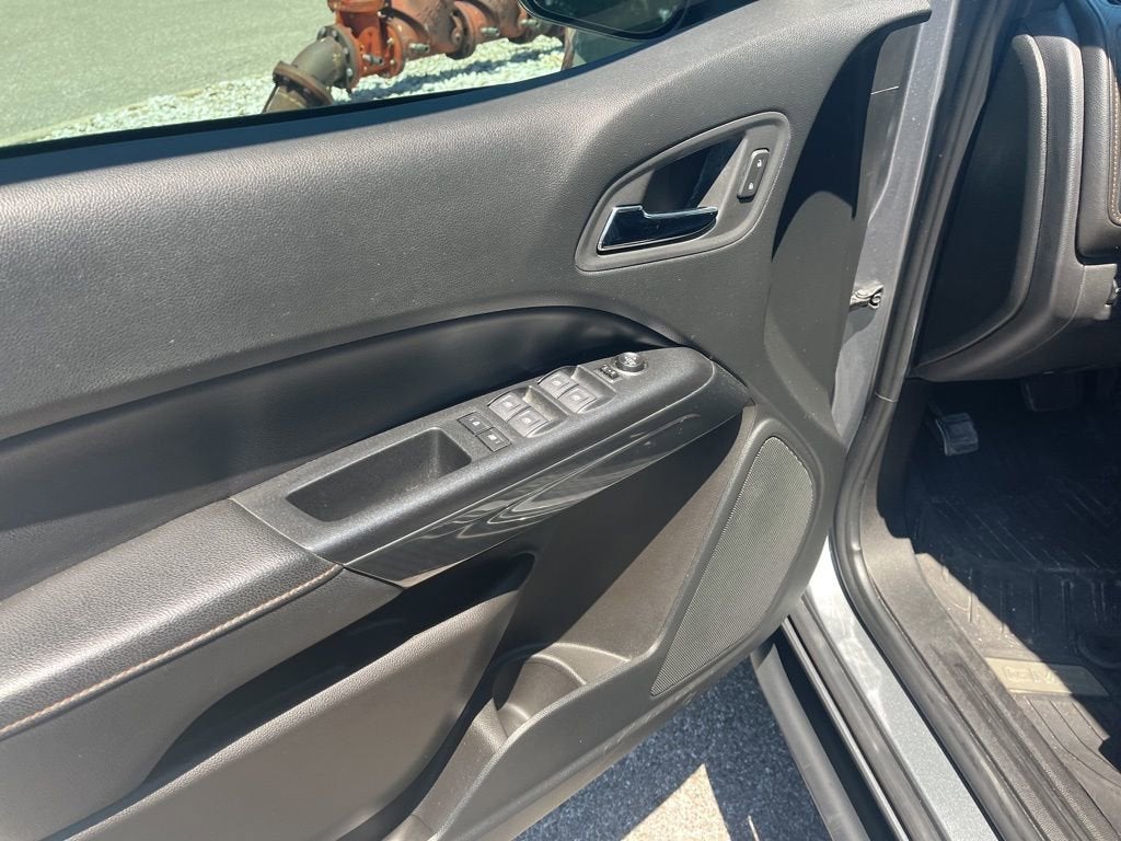 2022 GMC Canyon AT4 - Leather