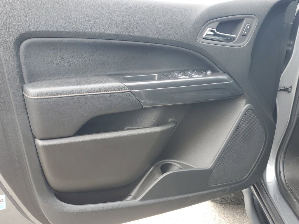 2022 GMC Canyon AT4 - Leather
