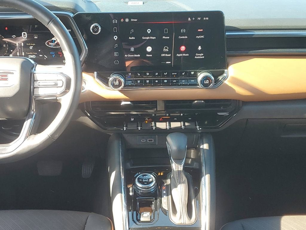 2025 GMC Canyon AT4