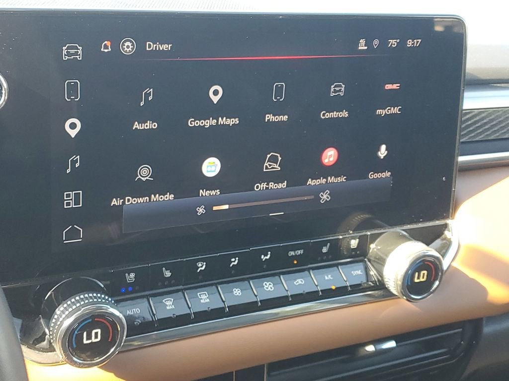 2025 GMC Canyon AT4