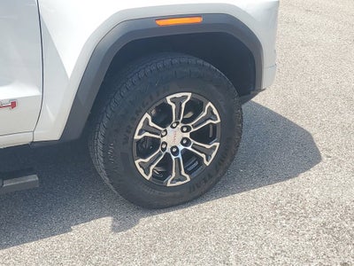 2025 GMC Canyon AT4
