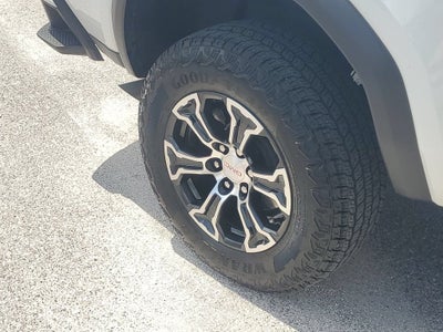 2025 GMC Canyon AT4