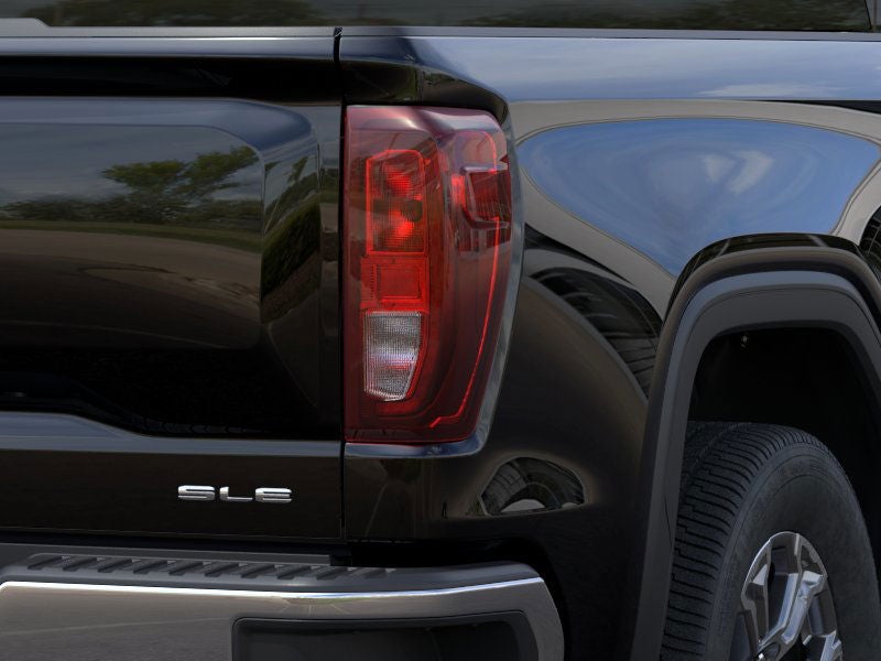 2025 GMC Sierra 1500 SLE