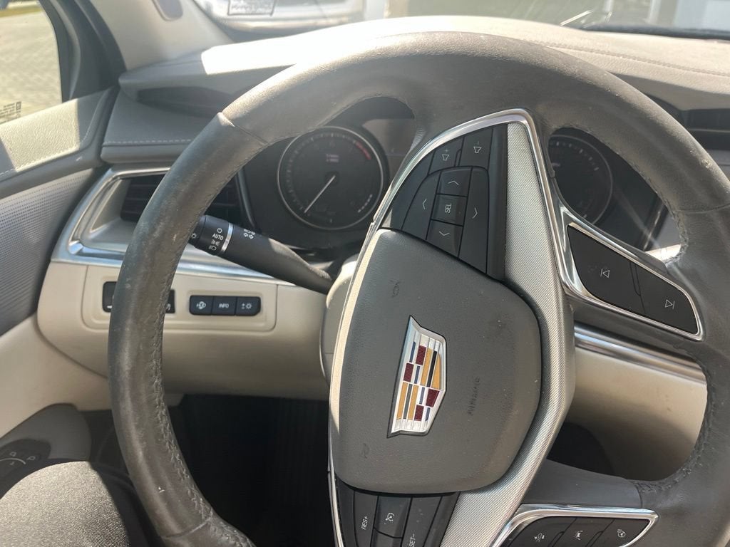 2021 Cadillac XT5 FWD Premium Luxury