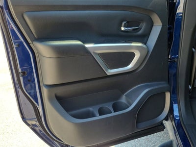 2021 Nissan Titan SV