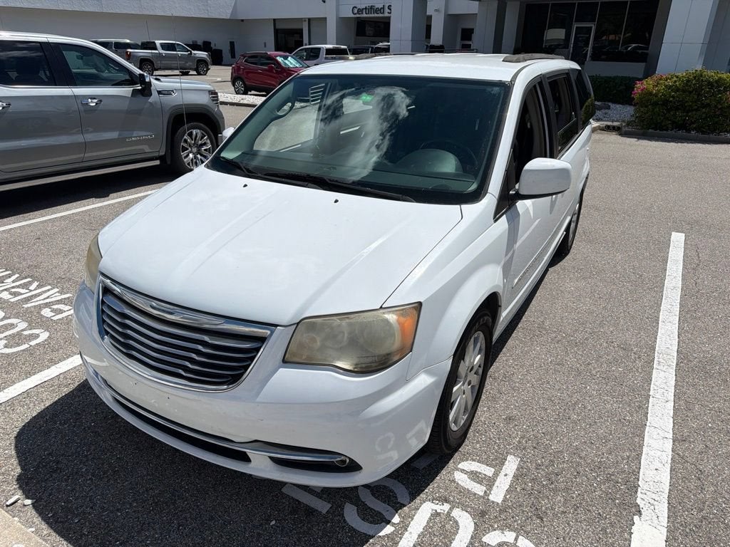 2016 Chrysler Town & Country Touring