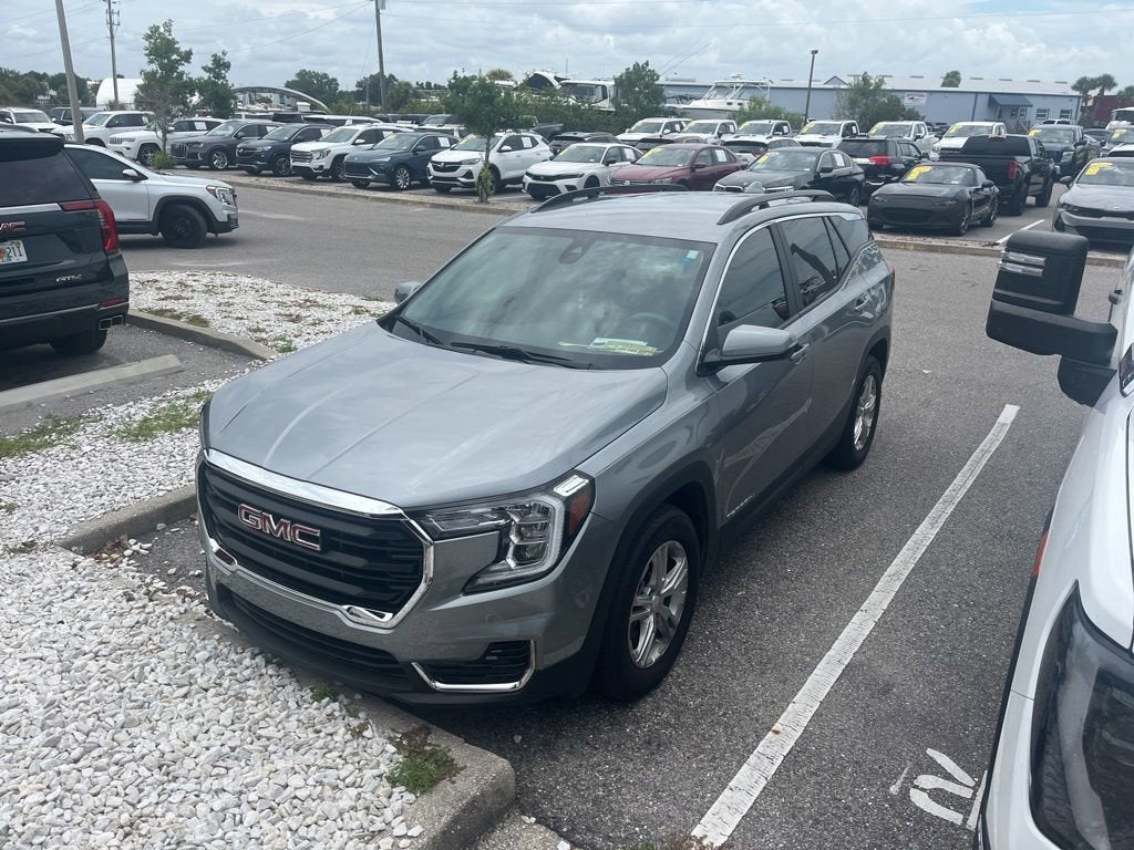 2023 GMC Terrain SLE