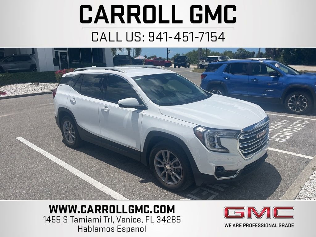 2024 GMC Terrain SLT FWD's photo