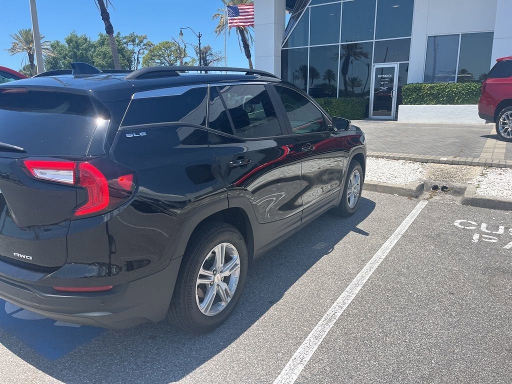 2022 GMC Terrain SLE