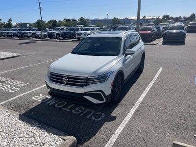 2022 Volkswagen Tiguan SE