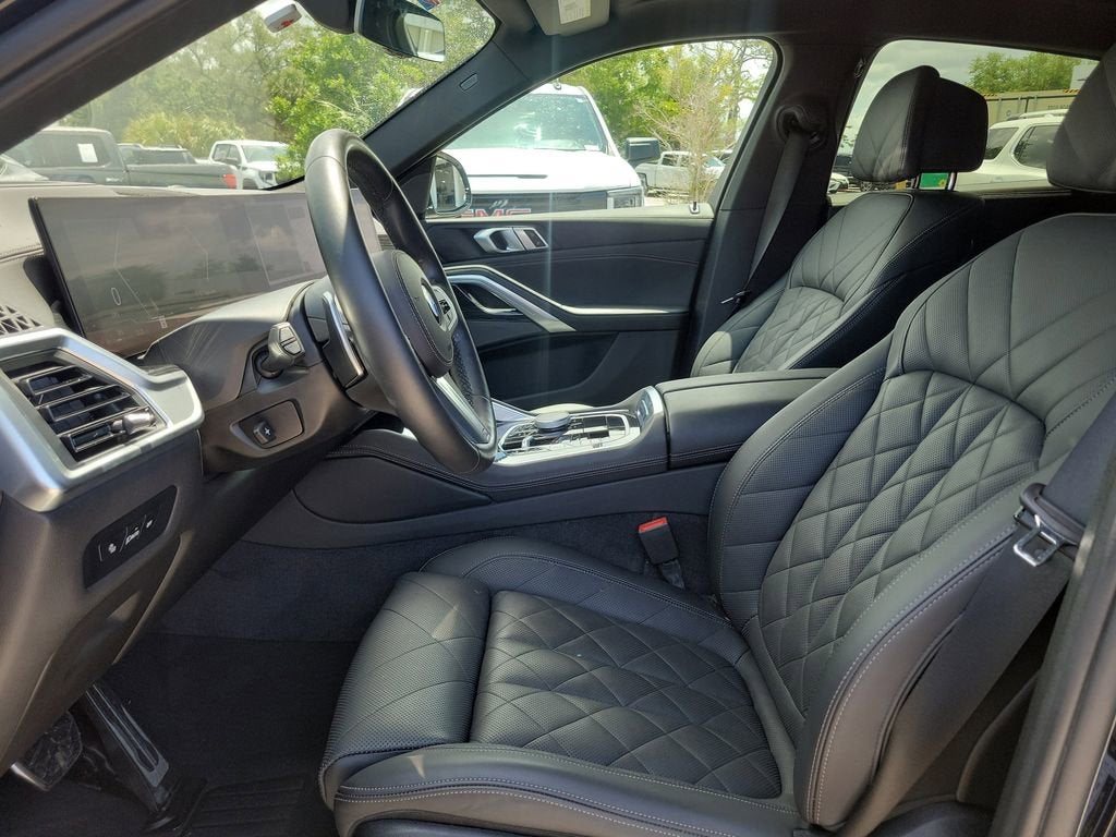 2024 BMW X6 xDrive40i