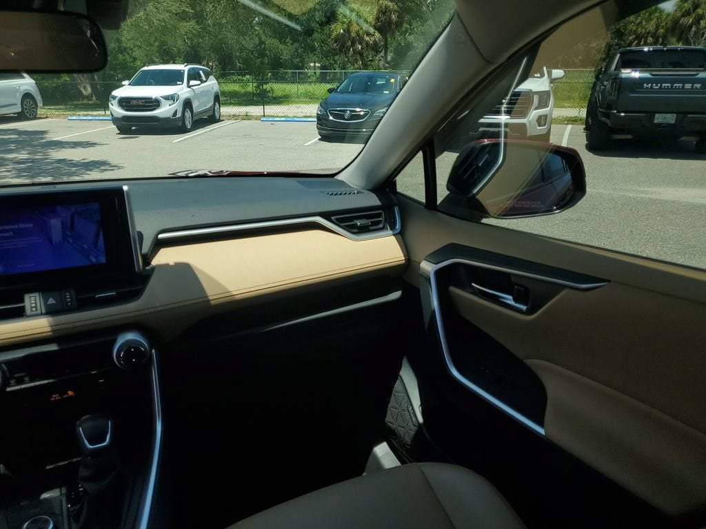 2023 Toyota RAV4 Hybrid XLE Premium