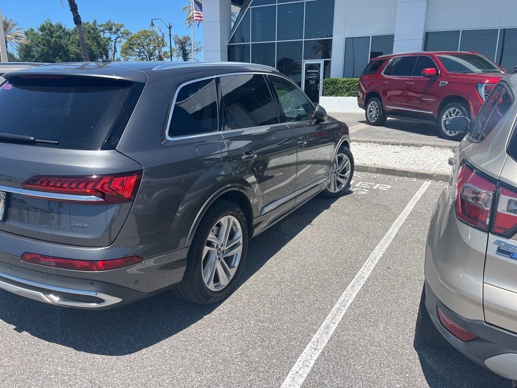 2023 Audi Q7 Prestige