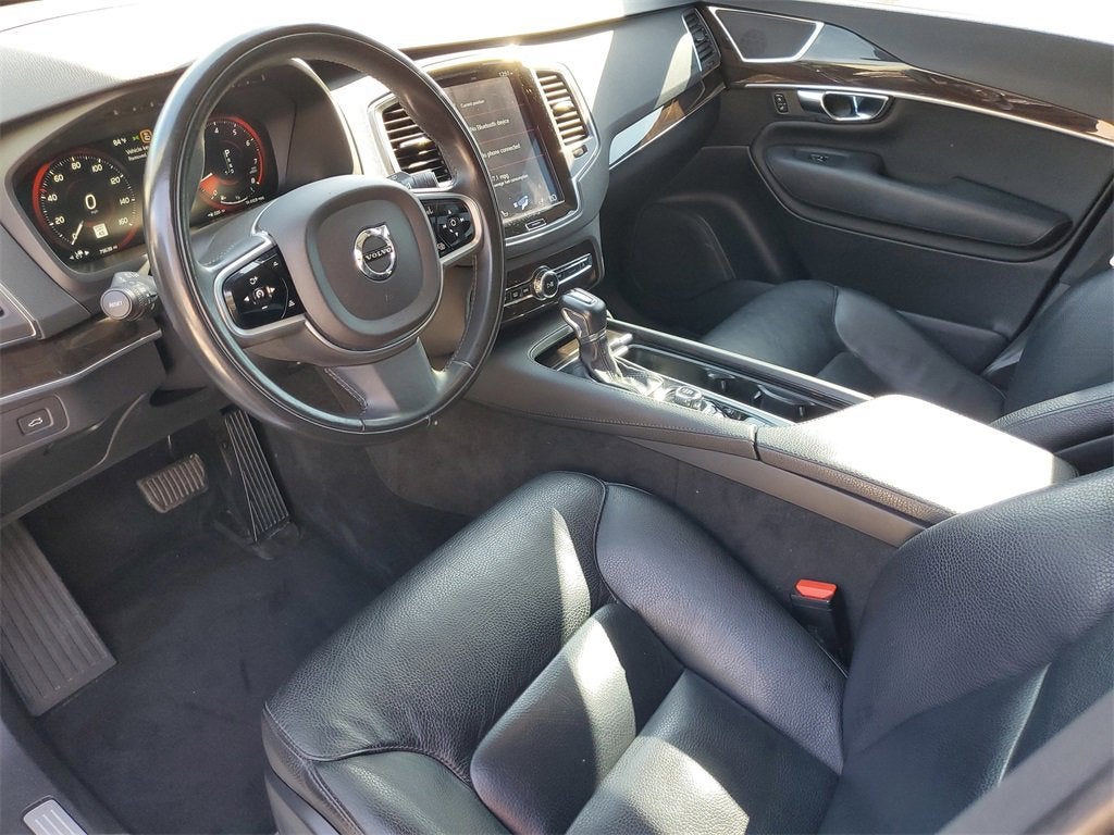 2019 Volvo XC90 Momentum