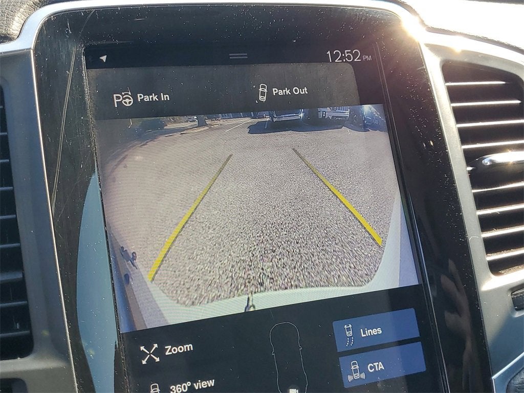 2019 Volvo XC90 Momentum