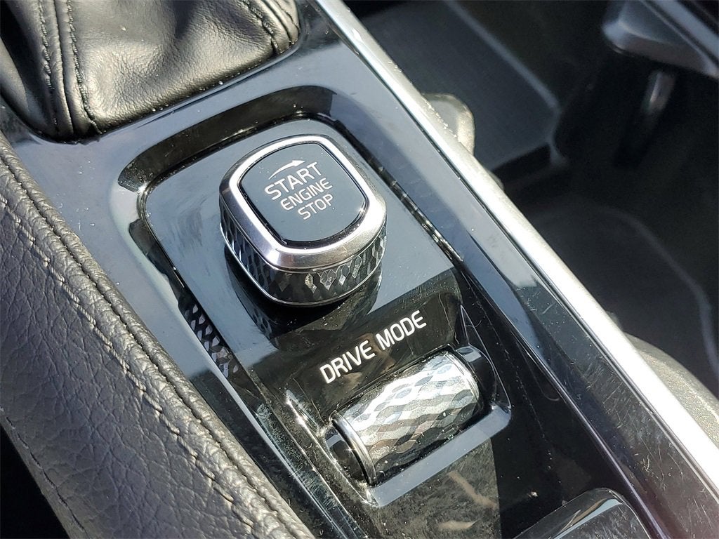 2019 Volvo XC90 Momentum